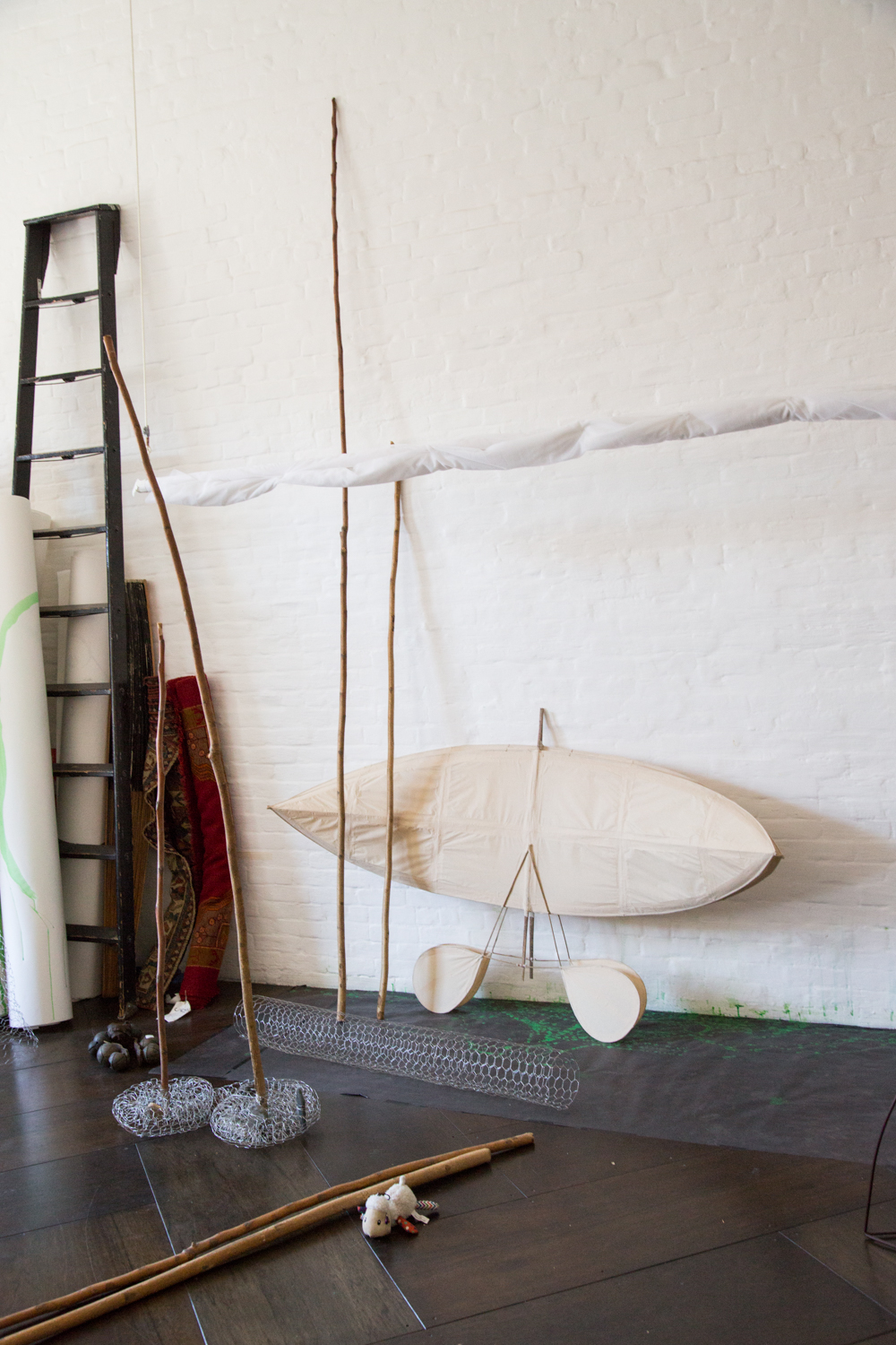free_gift-8758 Joan Jonas, travels, studio, loft, soho, inspiration, salad for president